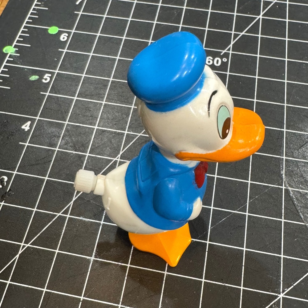 Vintage Walt Disney Productions Donald Duck Wind Up Walking Toy Figure Taiwan - Picture 4 of 6